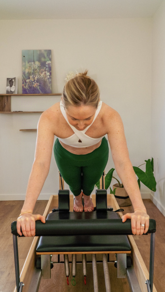 Pilates Reformer — plank